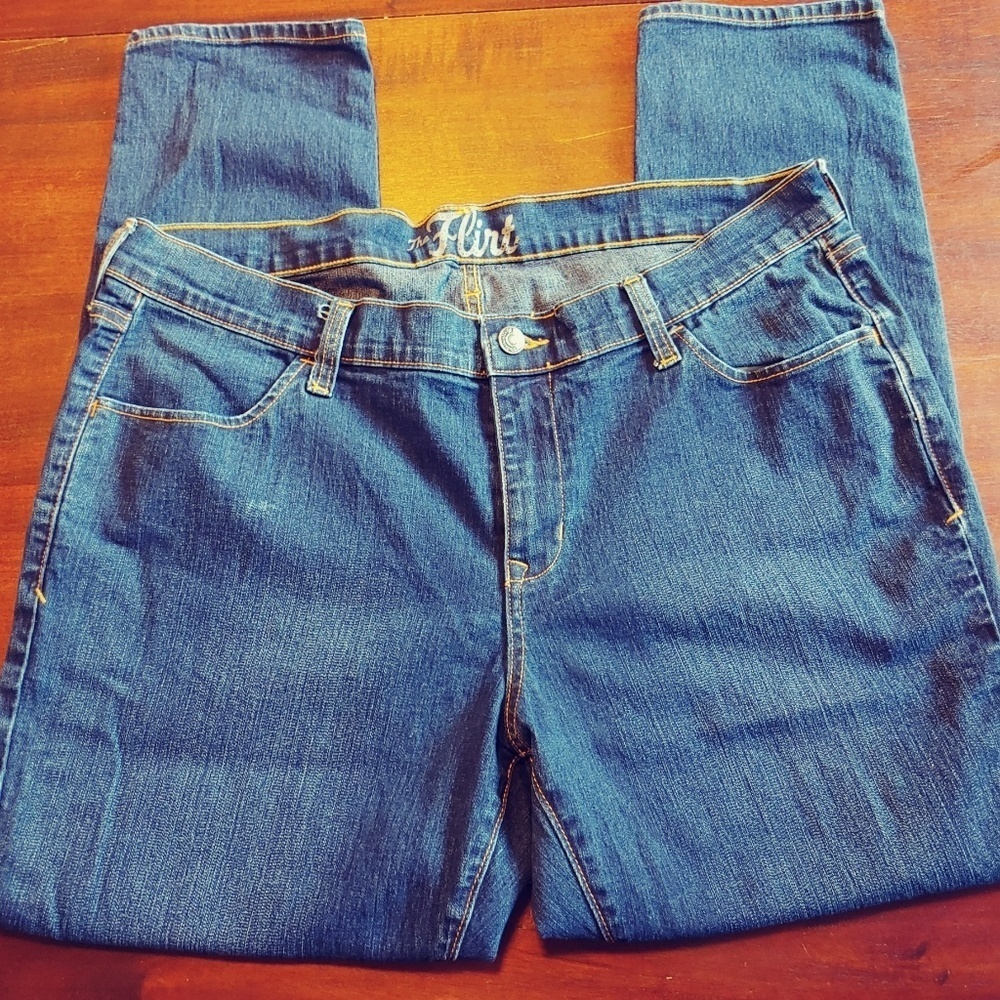 Old Navy The Flirt Jeans, 16 Short
